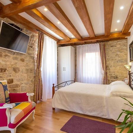 Studios Aurelia Palace Split Pokoj fotografie