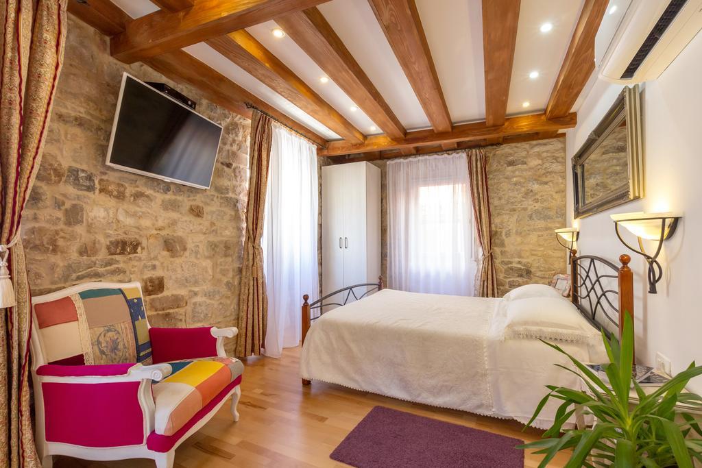 Studios Aurelia Palace Split Pokoj fotografie